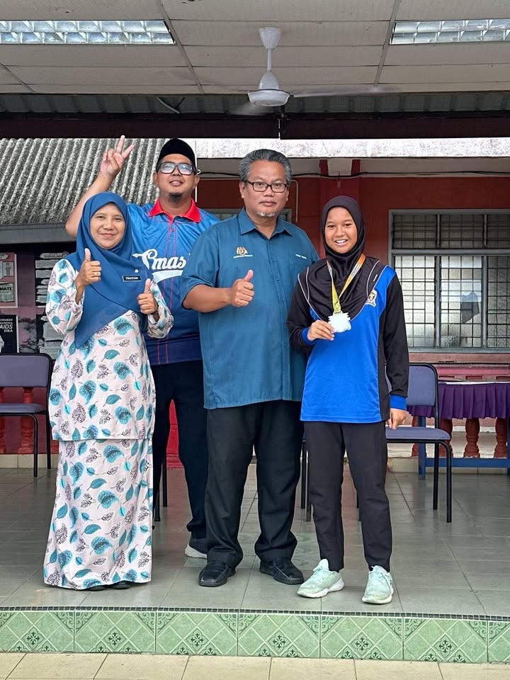 Majlis Penyampaian Pingat Dan Sijil 