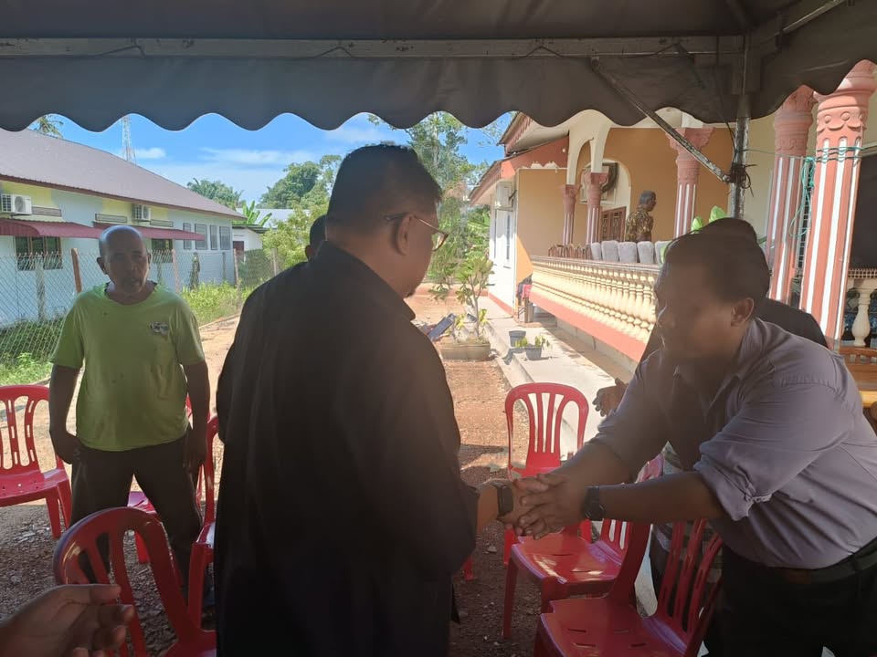 Lawatan Muhibbah Wakil Merlisa Ke Kediaman Datuk Dr Lawatan Muhibbah Wakil Merlisa Ke Kediaman Datuk Dr