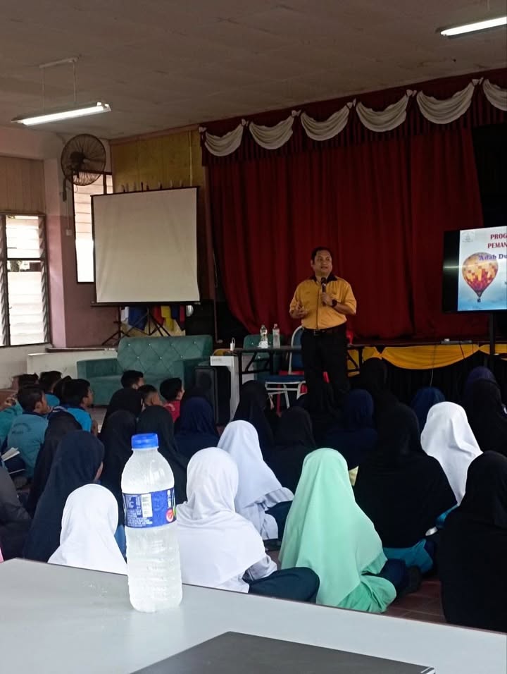 Program Motivasi Pemantapan Sahsiah ( Tahun 4 ) 
