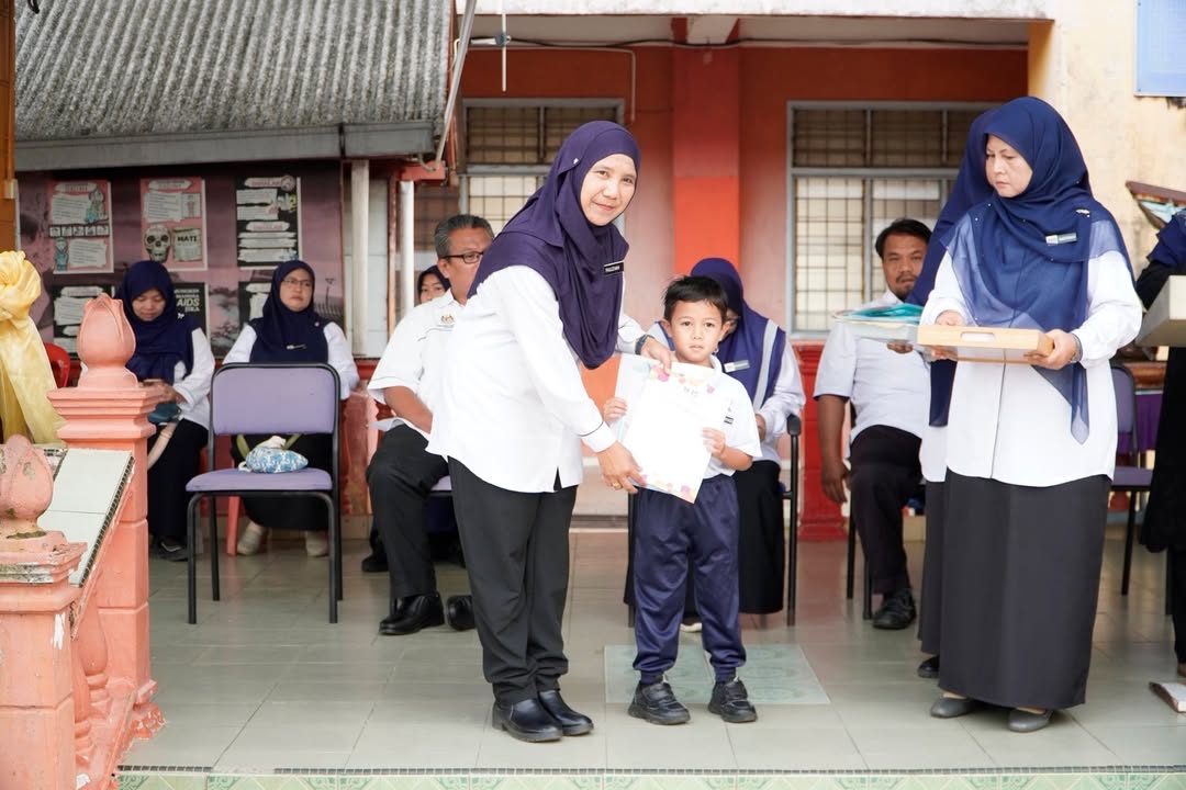 Majlis Penyampaian Sijil 