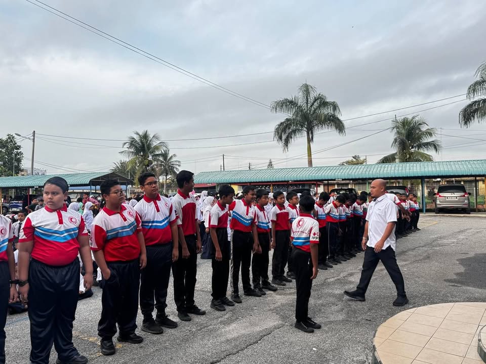 Perhimpunan Mingguan Kokurikulum : Unit Beruniform Bsmm 