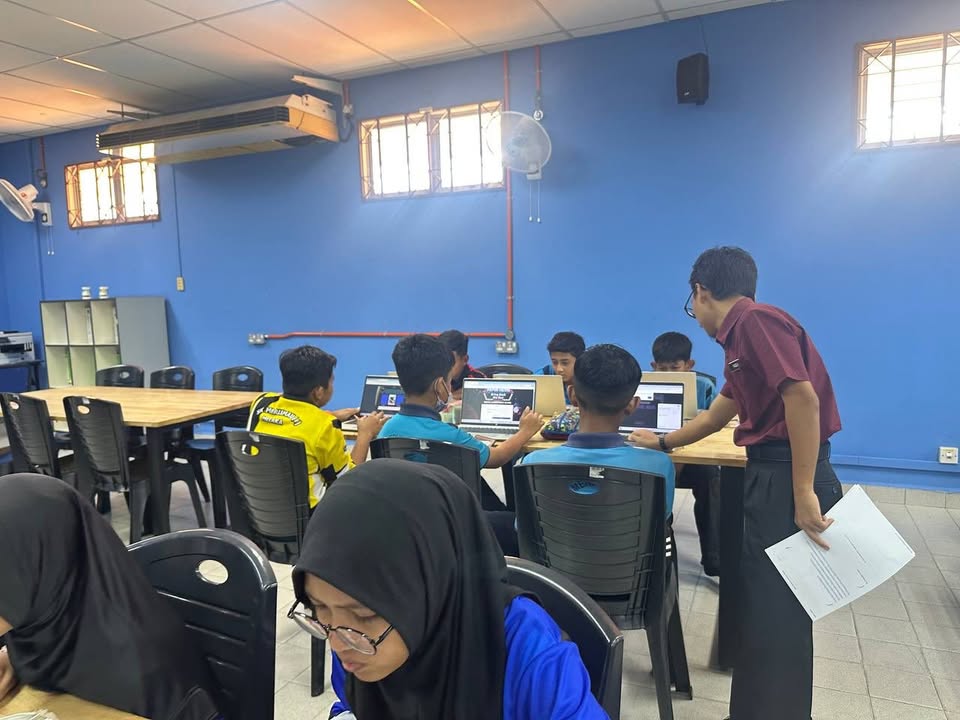 Ujian Digital Compentency Score 