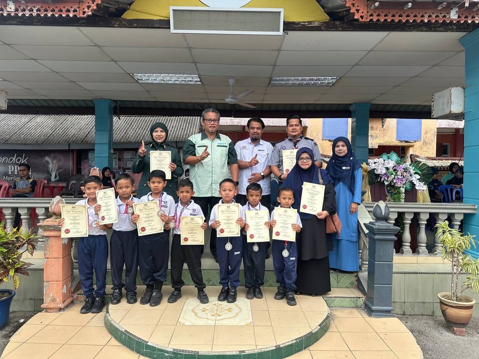 Majlis Penyampaian Hadiah Dan Sijil 