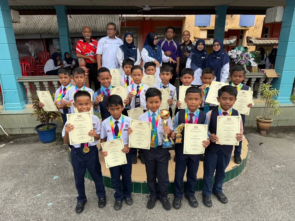 Majlis Penyampaian Hadiah Dan Sijil 