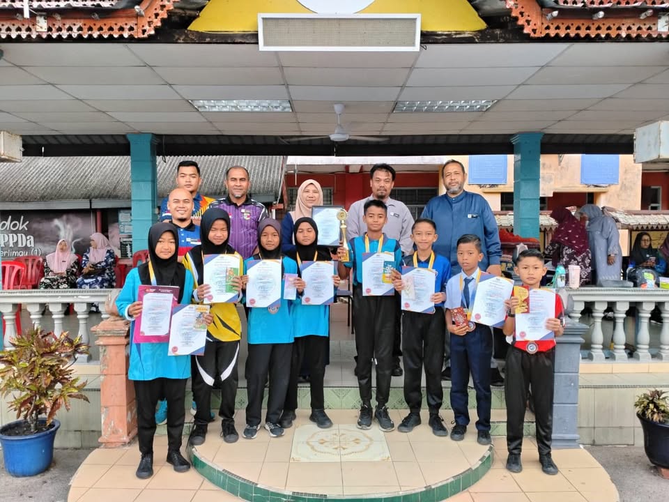 Majlis Penyampaian Hadial Dan Sijil 