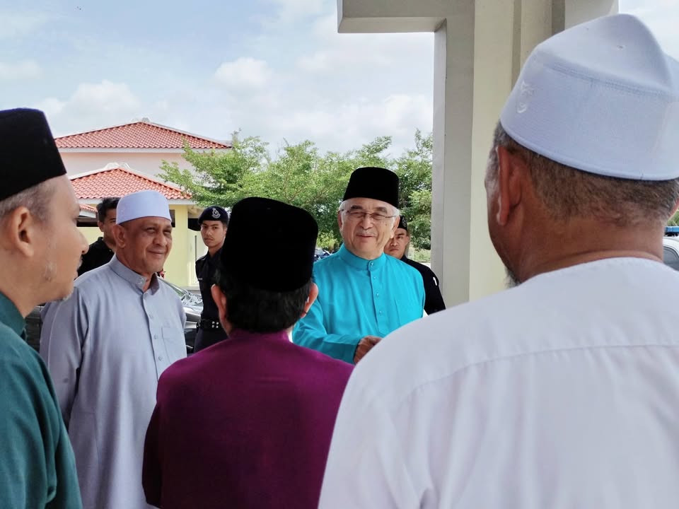 Pihak Masjid Al-aminin Dan Seluruh Ahli Kariah Mengucapkan 