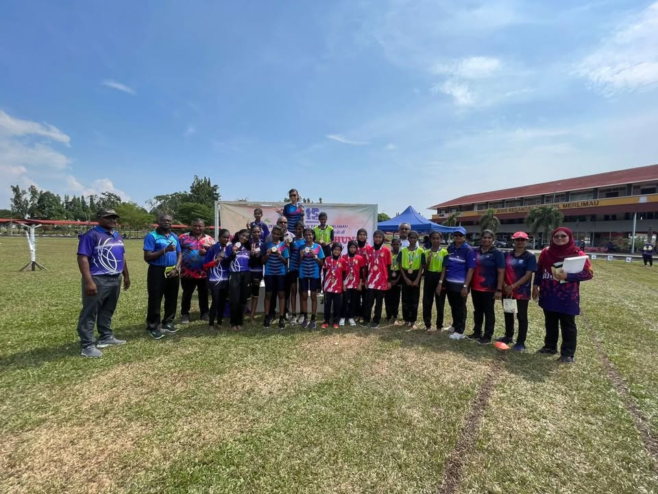 Program: Acara Jemputan 4x100 L/p Bawah 12 Thn. 