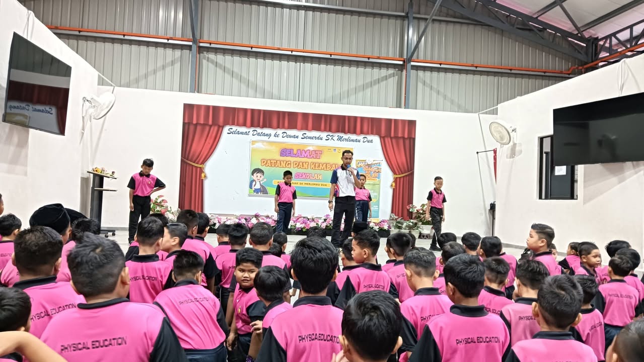 Semerdu Brisk Walk Bersama Komuniti Setempat 