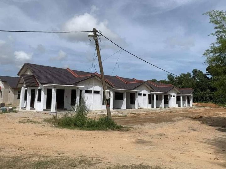 “...48 Unit Teres 1 Tingkat, Kg Aril, Pauh 