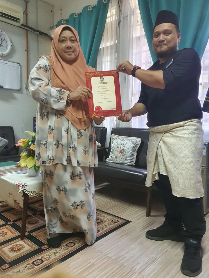 Terima Kasih Diucapkan Kepada Cikgu Hakim Atas Sumbang 