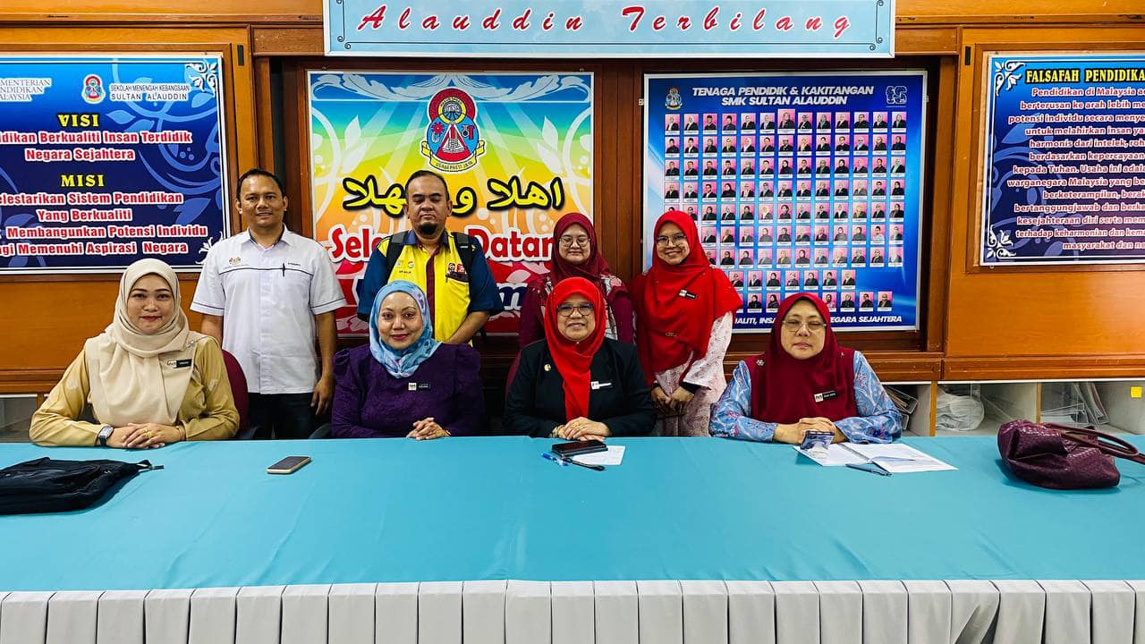 Terima Kasih Diucapkan Kepada Puan Azlina Kudus Dan 