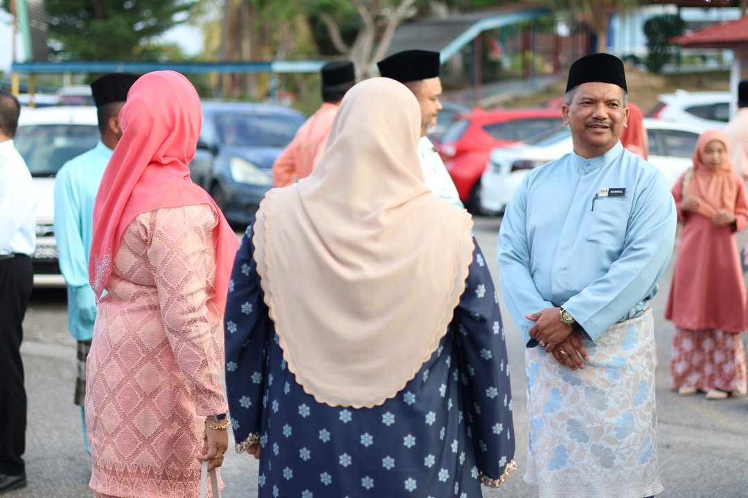 Sekitar Persaraan Pn. Suraya  