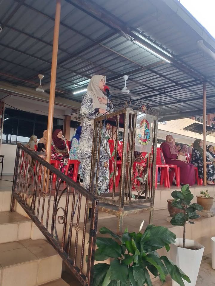 Majlis Perpisahan Pn Siti Hadijah Binti Esmon 