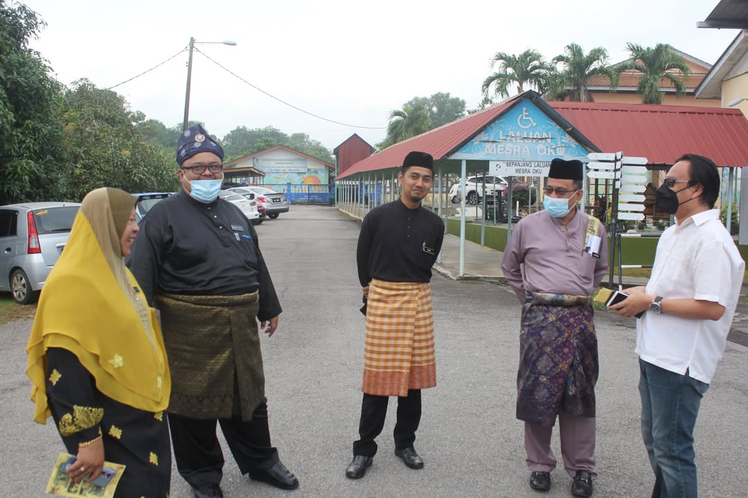 Majlis Persaraan Puan Hjh Normah Binti Adam Bersama 