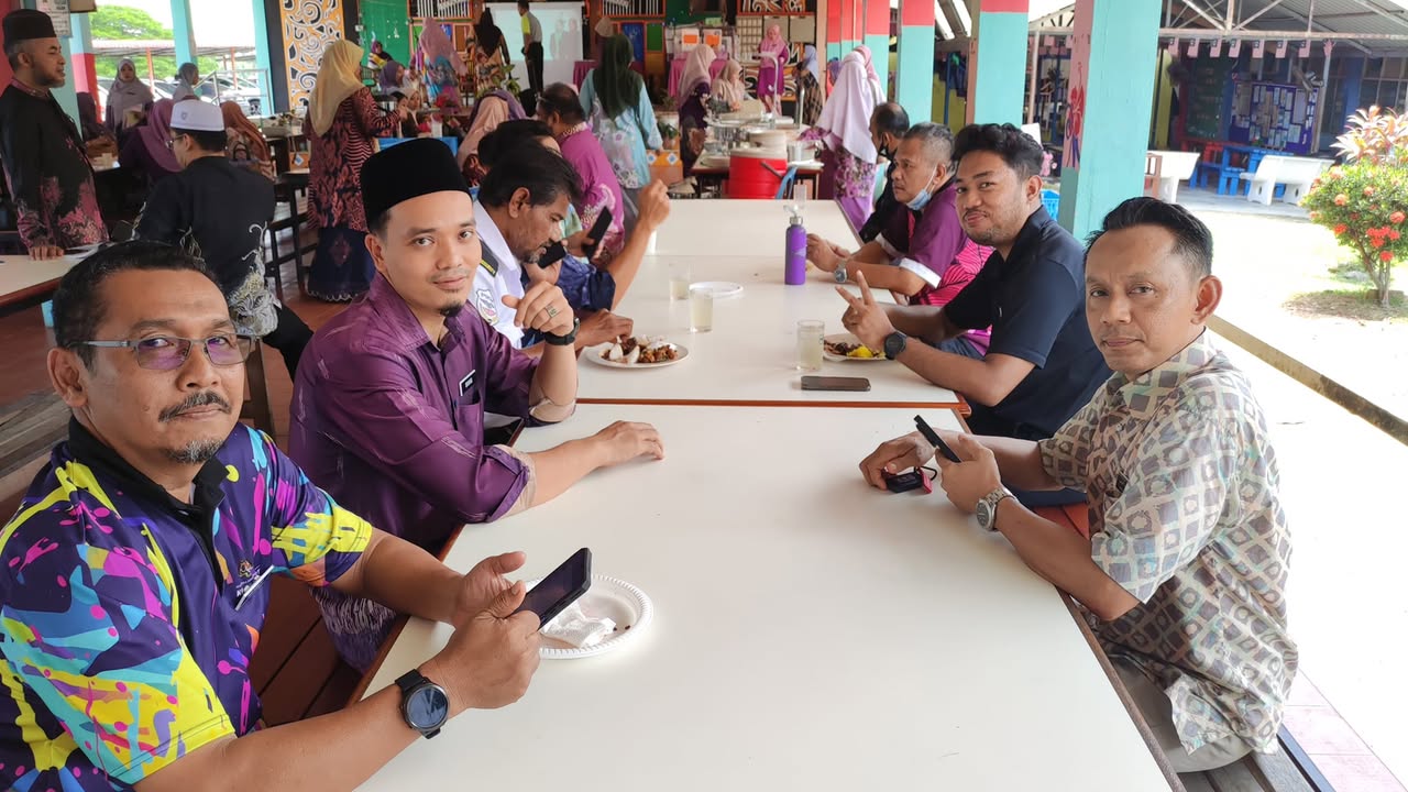 Sekitar Majlis Persaraan Ustazah Rubiah Sarham Dan Ustazah 