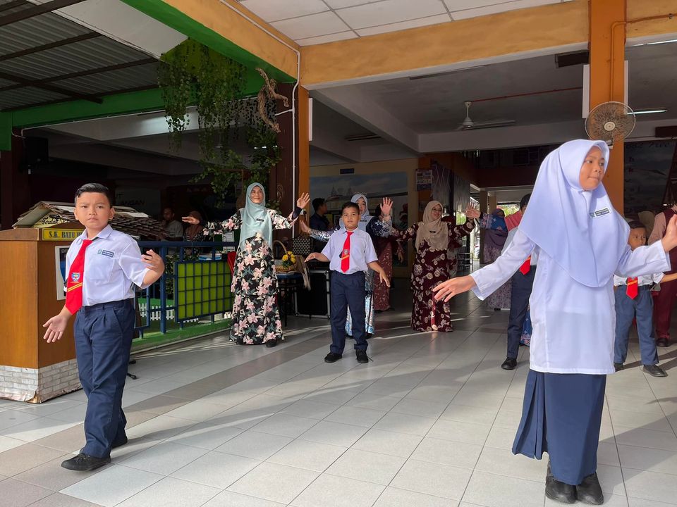 Part 2 Hari Pertama Persekolahan Minggu Transisi Tahun 