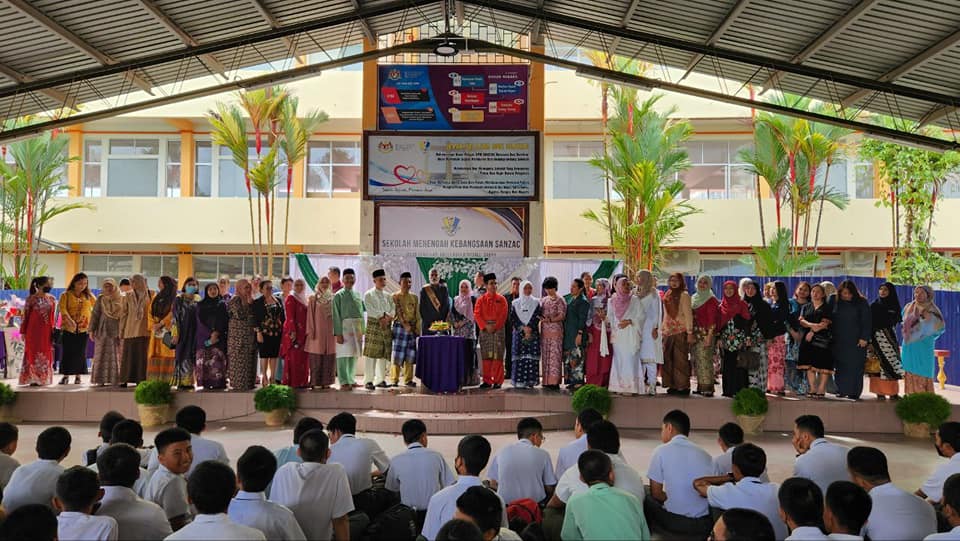 Majlis Sanjungan Budi Lambaian Kasih Meraikan Guru Guru 