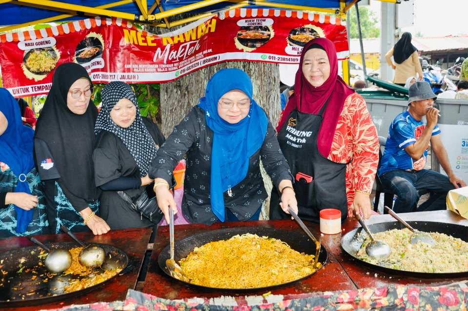 Dah Makan Ke Tu?