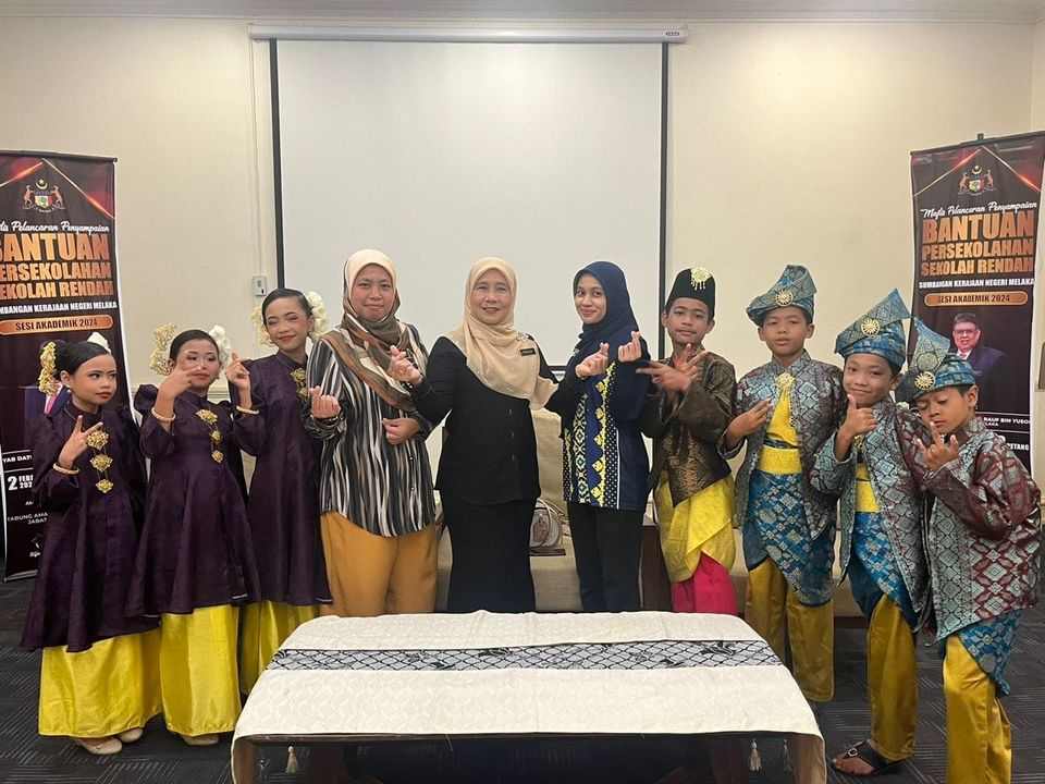 Tahniah Kumpulan Seni Tari Warisan Kerana Telah Berjaya 