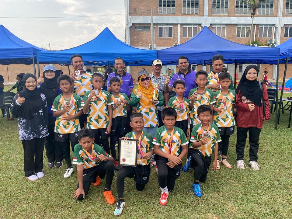 Tahniah Team Ragbi Duyong Falcon Mendapat Naib Johan 