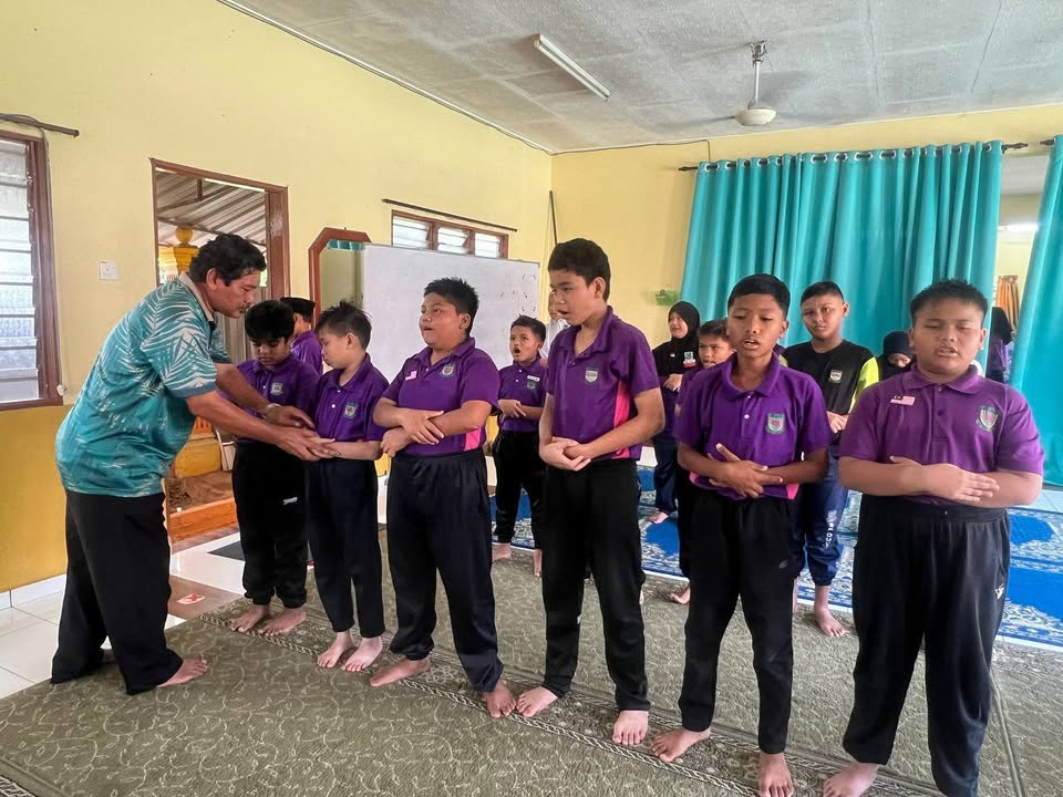Alhamdulillah, Kem Bestari Solat Kbs Peringkat Sekolah Fasa 