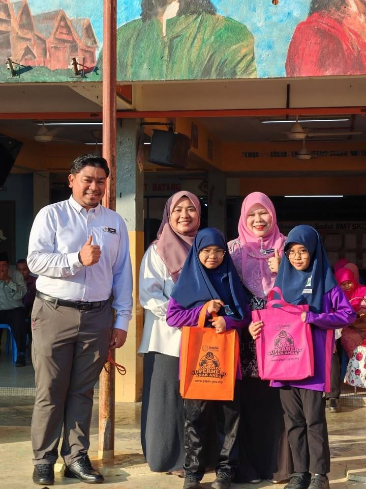 Assalammualaikum, Murid2 Yg Berbakat Dan Rajin Ini Telah 