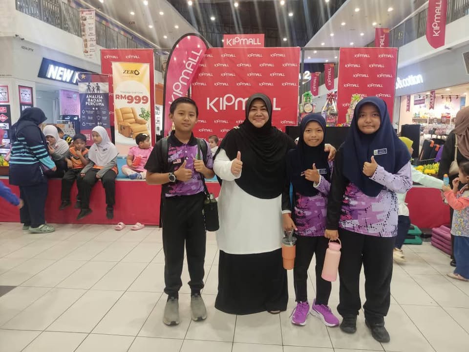Program _trail Through History_ Peringkat Negeri Melaka Program _trail Through History_ Peringkat Negeri Melaka