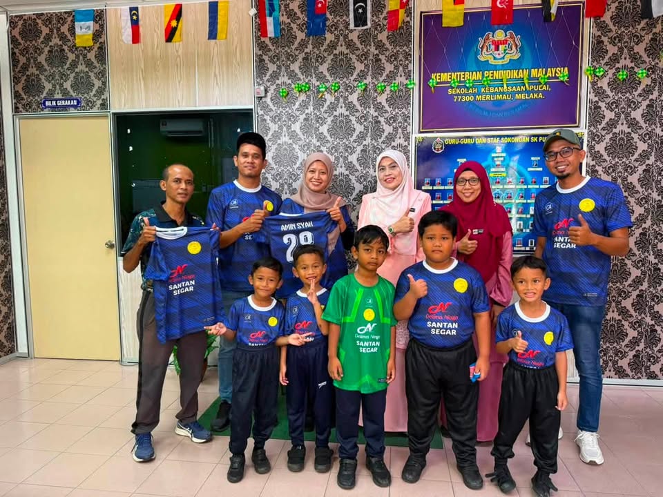 Pasukan Futsal Pulai Thunder Prasekolah Sk Pulai Telah 