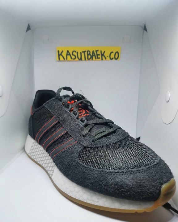 Adidas Marathon Tech  
