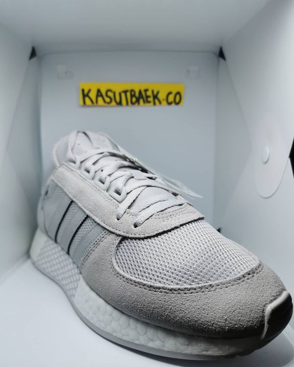 Adidas Marathon Tech  