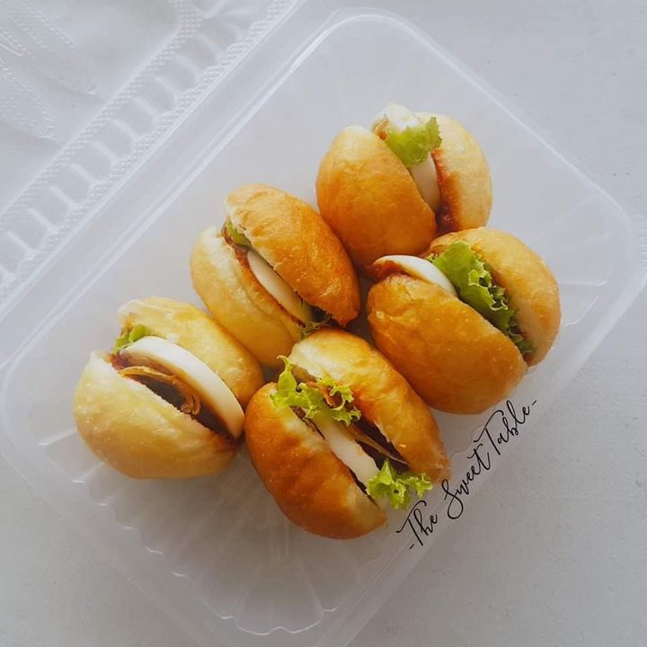 Alang-alang Ada Tempahan Harini, Kami Lebihkan 2 Kuih 
