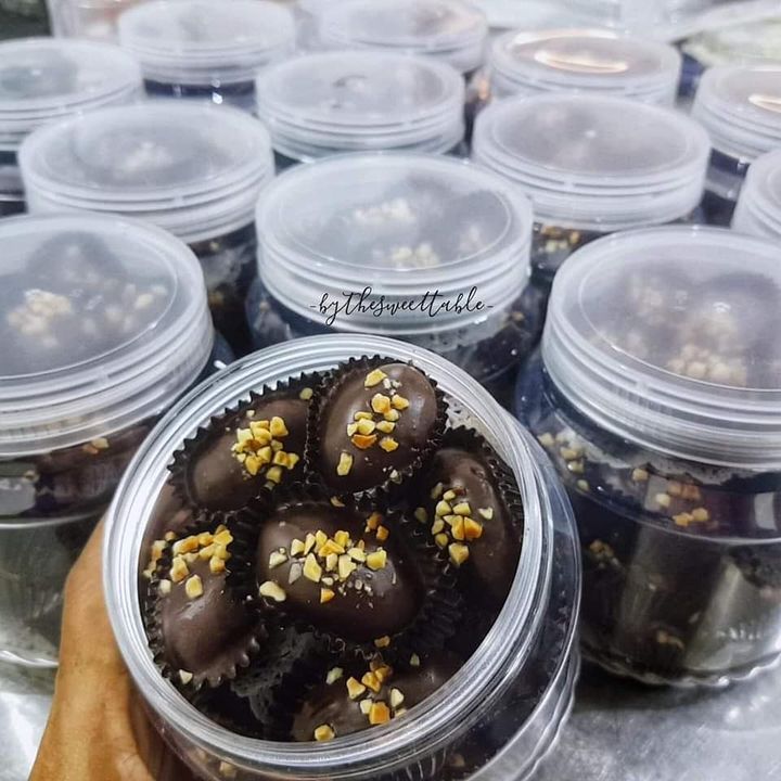 Kedai Kami Dah Buka Macam Biasa. Harini, Kami 
