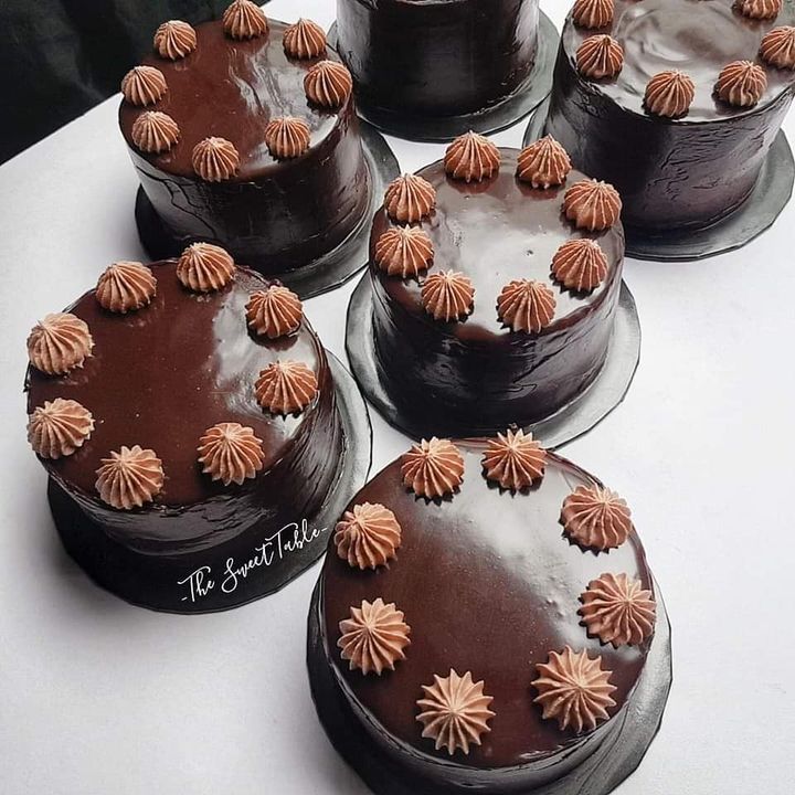 Readymade Cake Siap Juga Pagini. Semua Cake Coklat. 