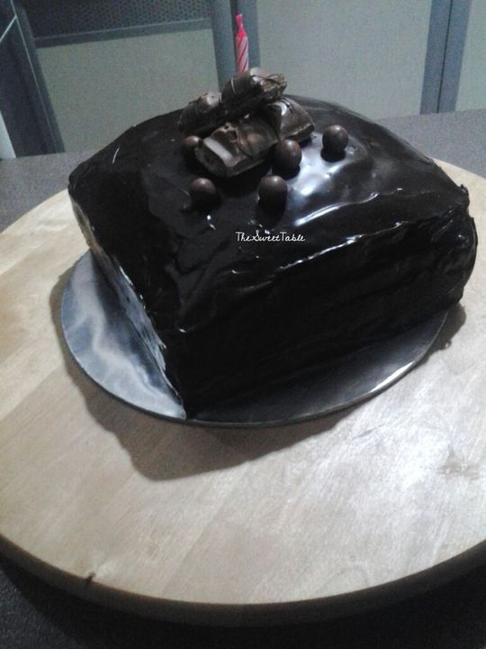 Indulgence Cake For Father\'s Day Celebration 