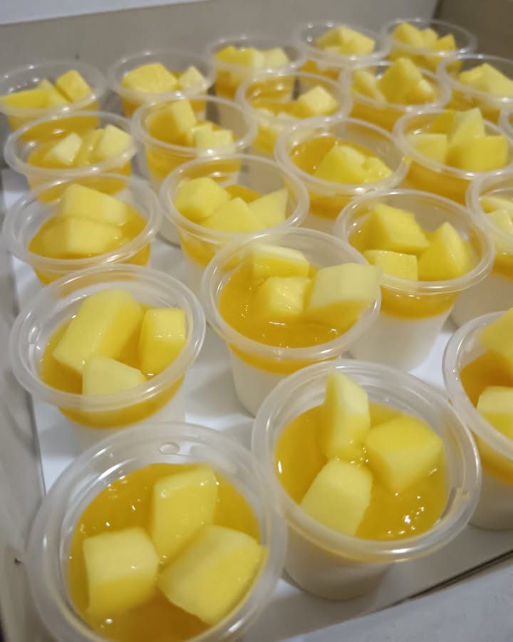 Desert Puding Comeyyyy...customer Request Add On Buah 