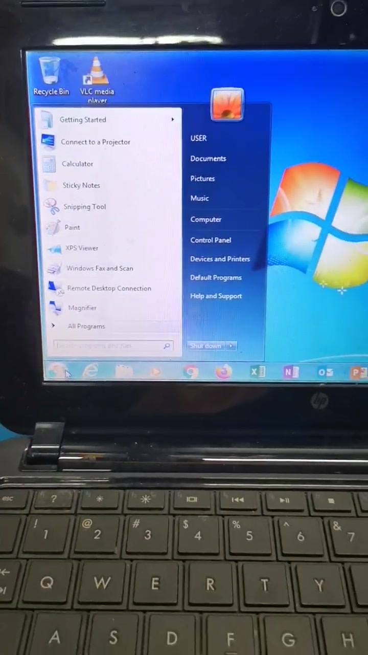 Ada Hantu Kacau Ke Laptop Ni. Jangan Risau, 