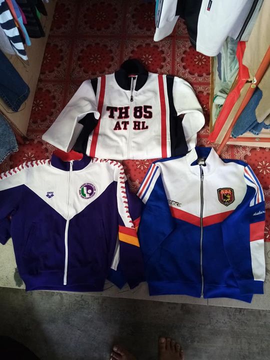 Tracktop Berbagai 