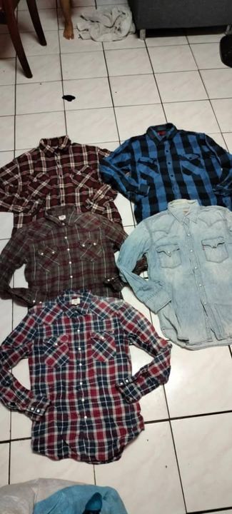Levis.... 