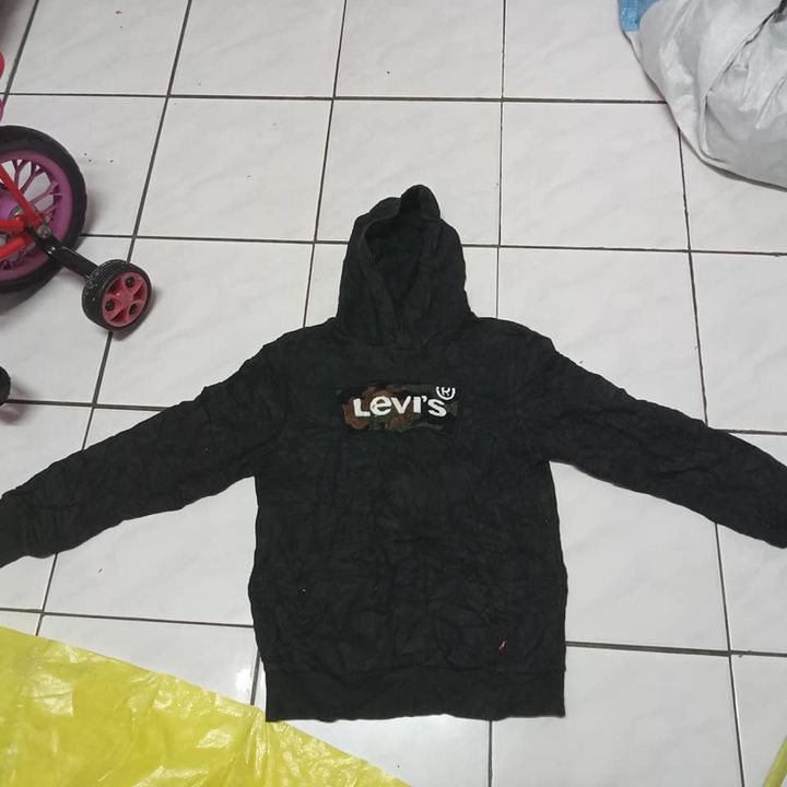 Hoodie Sesuai Dipakai Musim Hujan Ni... 