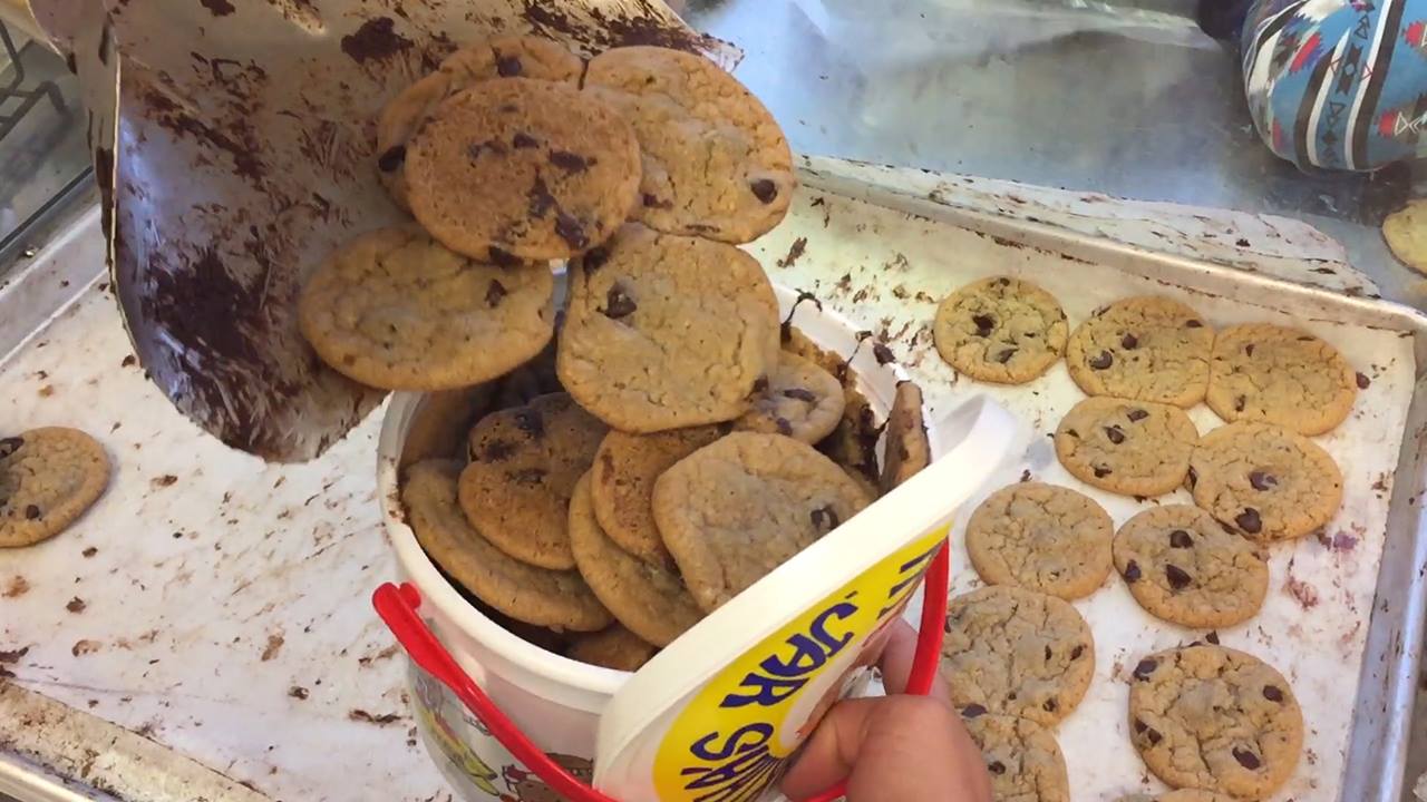 Biskut Yang Menjadi Kegilaan.. 