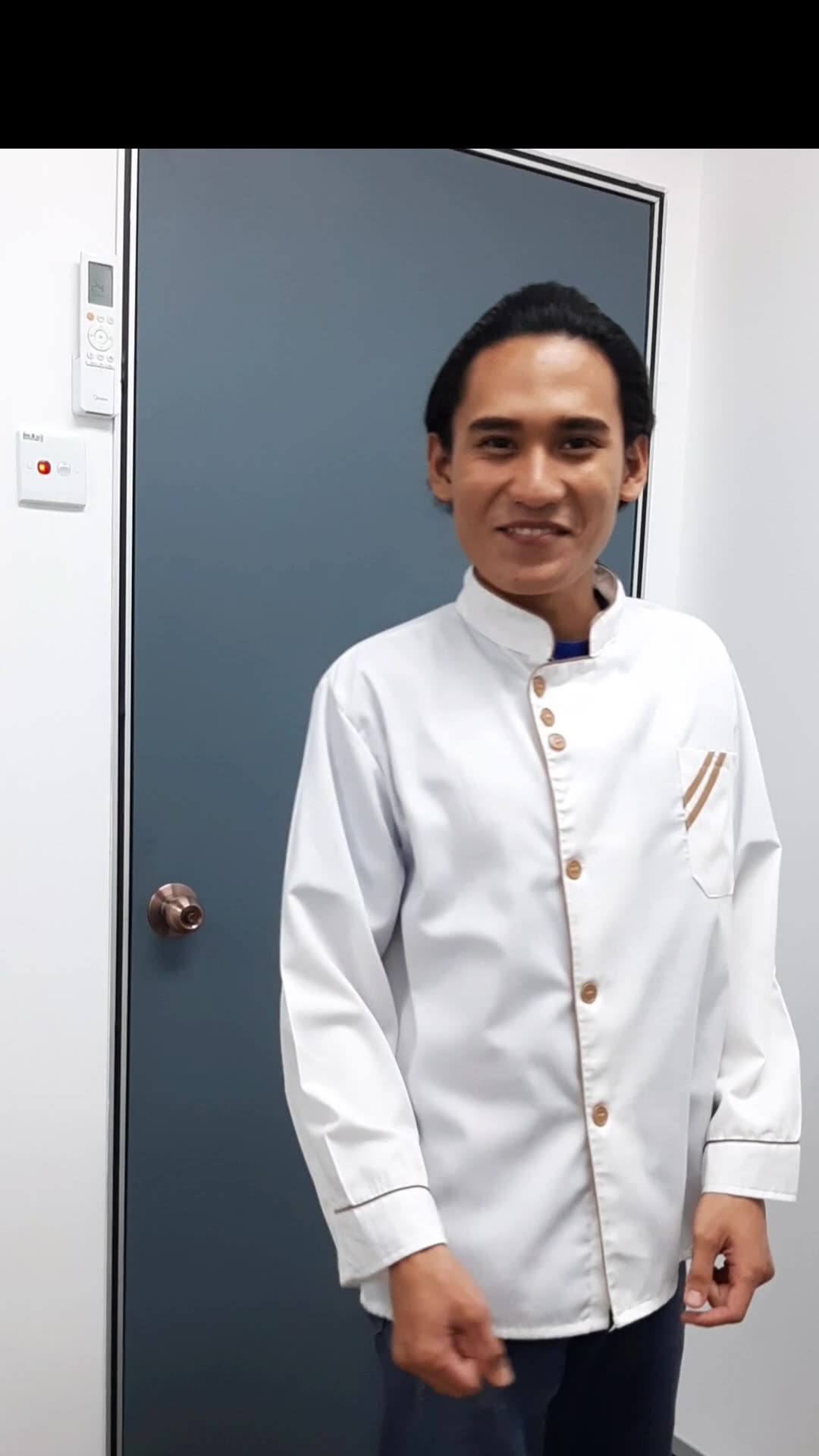 Gaisss Jom Tengok Apa Yang Menarik Sangat Ni 