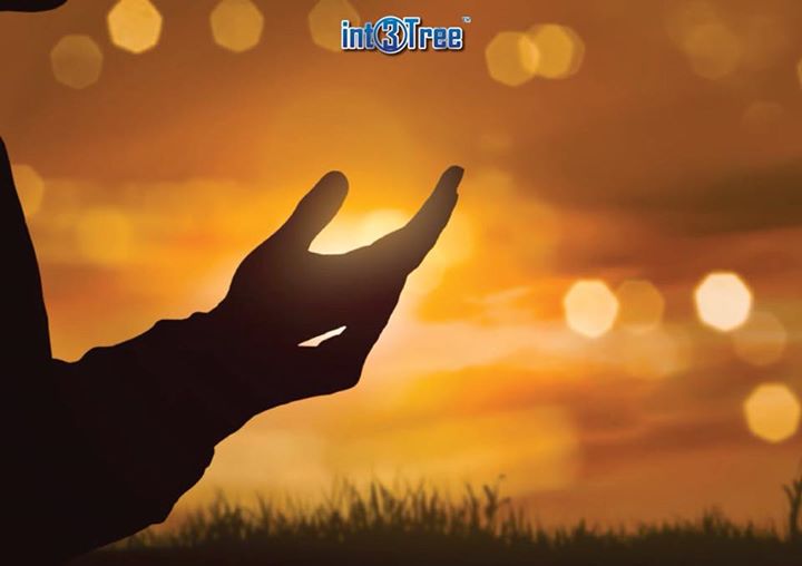Letakkan Dunia Di Tangan, Akhirat Di Hati Letakkan Dunia Di Tangan, Akhirat Di Hati