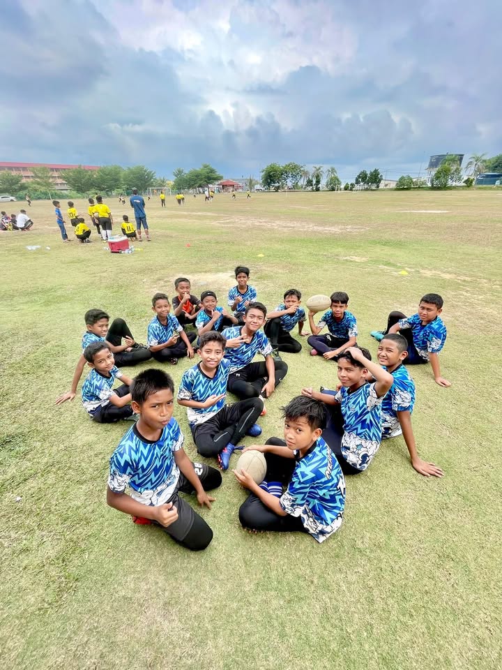 Ahad - 18 Mei 2025 