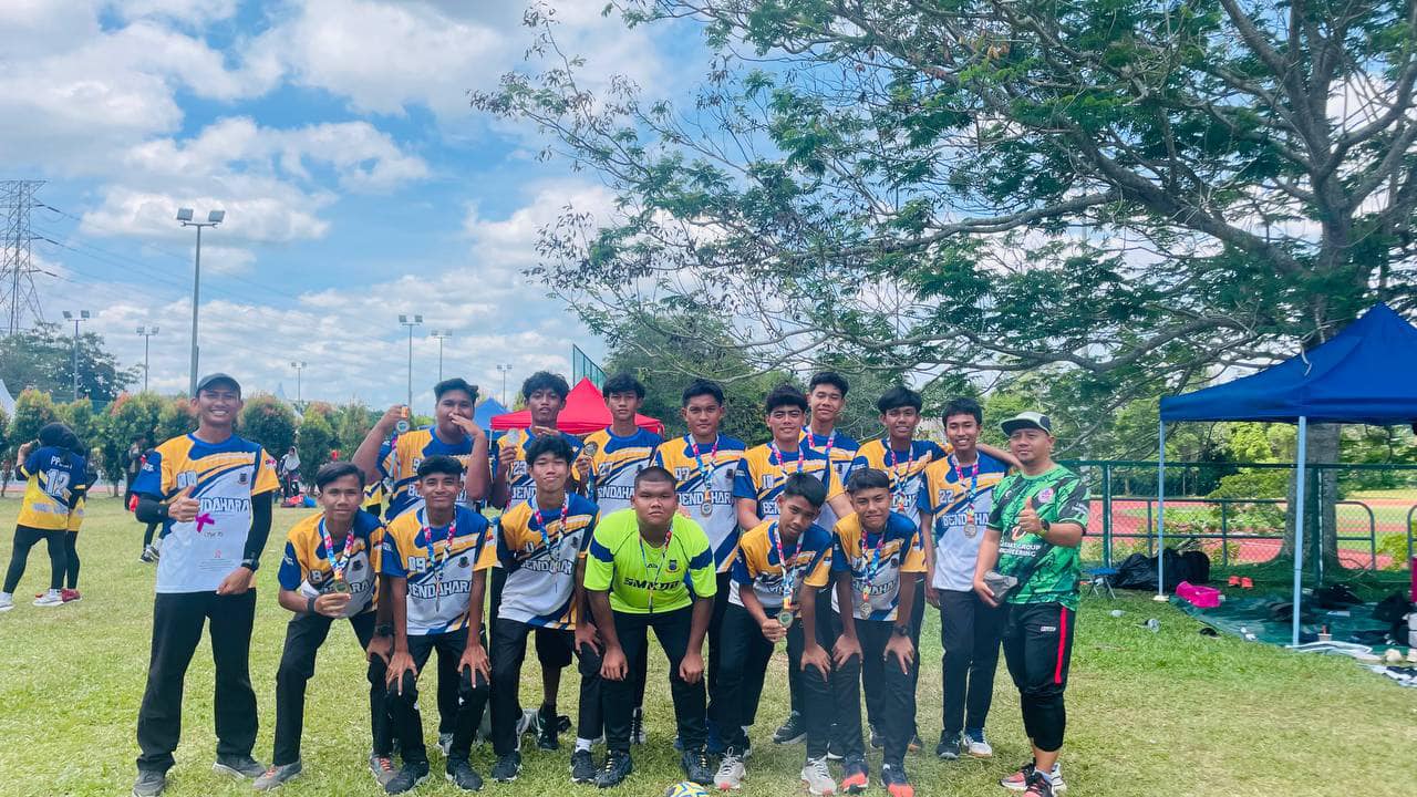 Tahniah Dan Terima Kasih Team Bola Baling Dan 