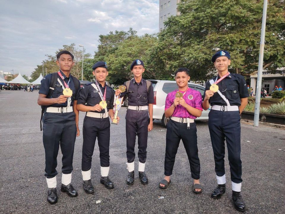 Alhamdulillah Wakil Pelajar Dalam Pertandingan Kawad Kaki Peringkat 