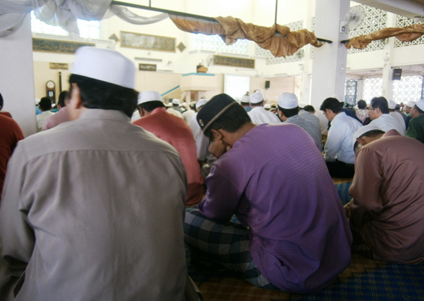 Teknik Hilangkan Ngantuk Masa Khutbah Jumaat 