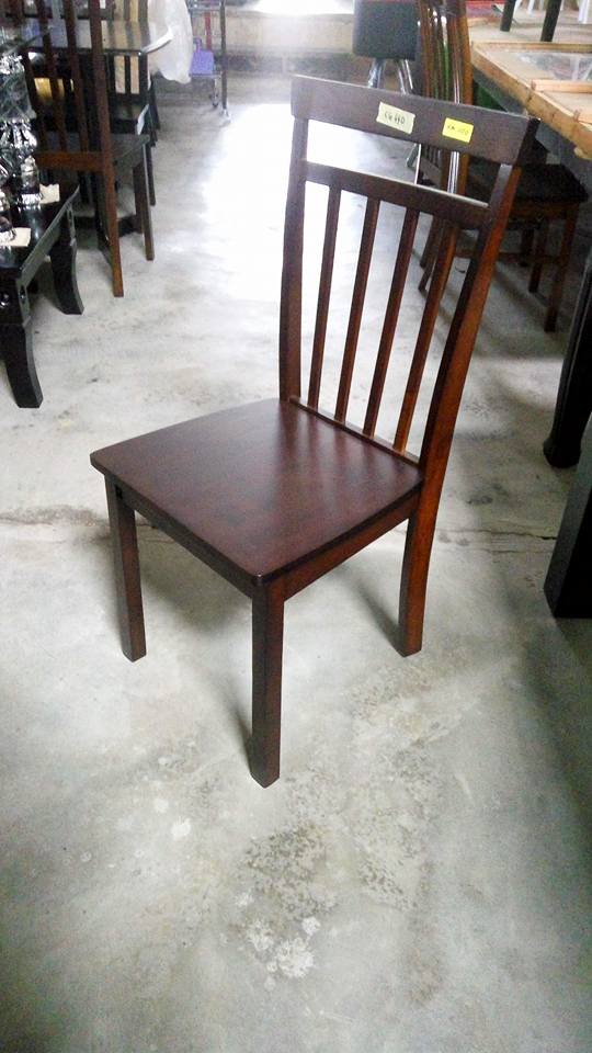Set Meja Makan 1+8 Kerusi