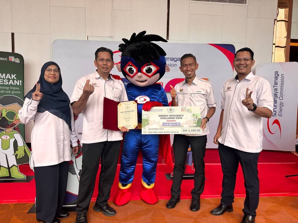 Majlis Penyampaian Hadiah Energy Efficiency Challenge Eec 