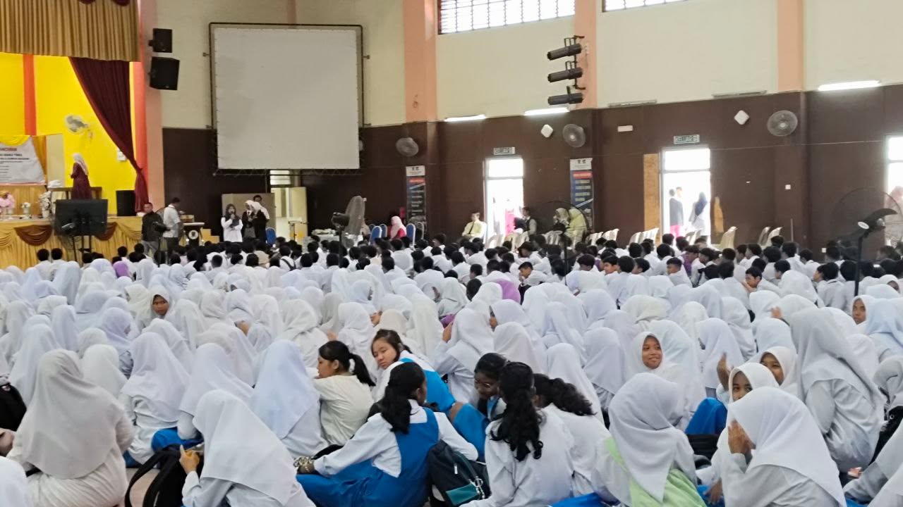 Majlis Pelancaran Kempen Sayangi Buku Teks,pencegahan Jenayah Dan 