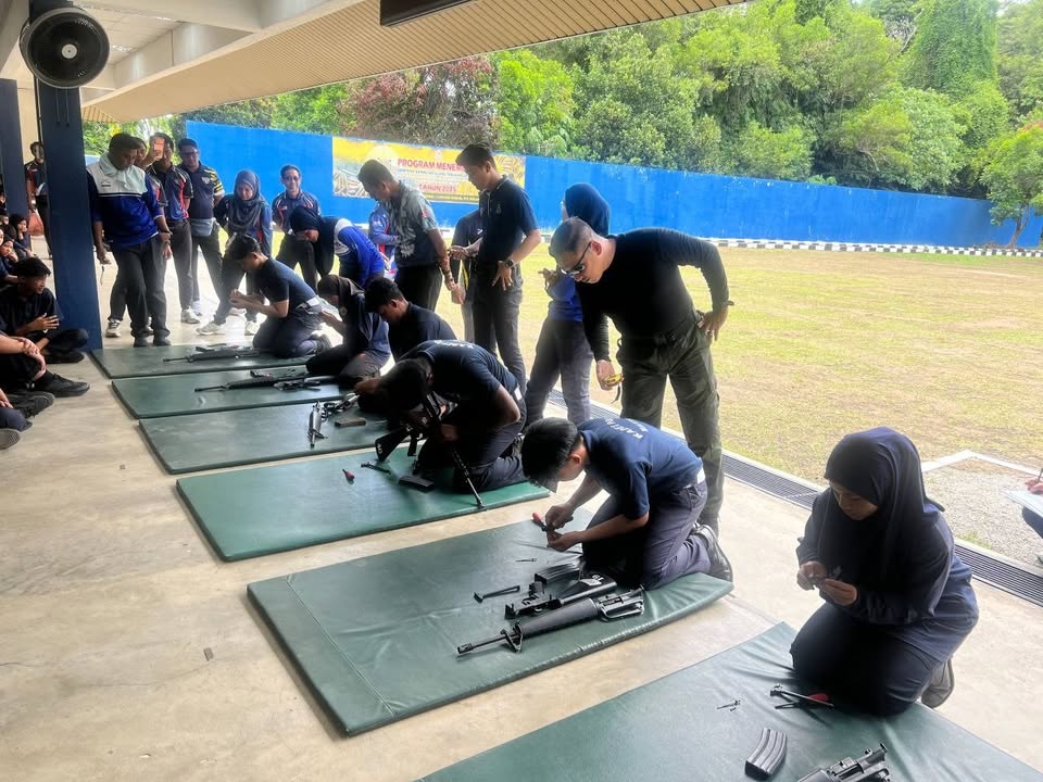 Program Musketry Dan Latihan Menembak Kor Kadet Polis 